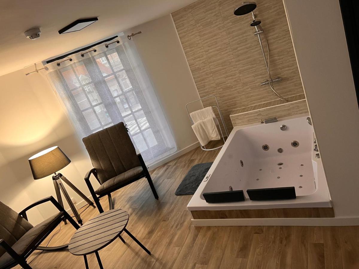 Hotel Magnifique Loft 35M2 Jacuzzi Rvb Night 1 Amiens Exterior foto