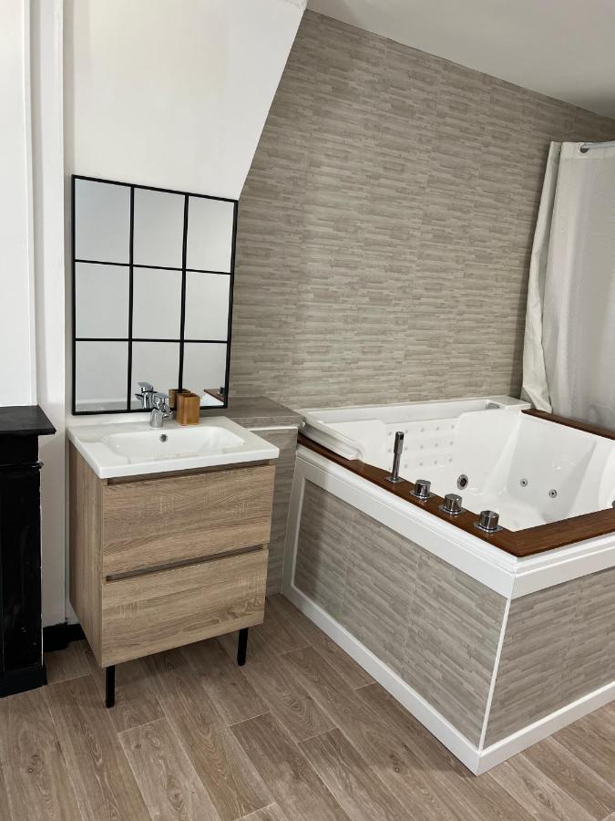 Hotel Magnifique Loft 35M2 Jacuzzi Rvb Night 1 Amiens Exterior foto
